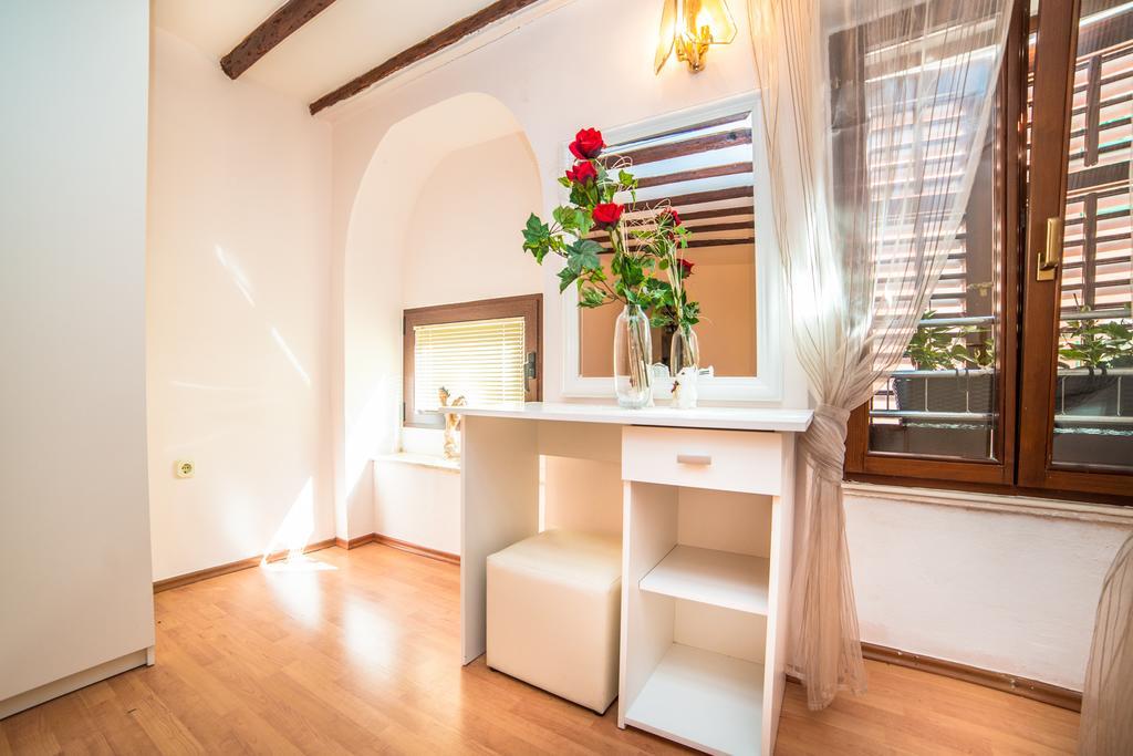 Apartments Dominik Ровінь Екстер'єр фото